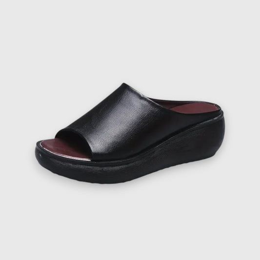 Amelie - Mjuk Faux-Läder Sandal